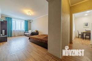 1-к квартира, посуточно, 43м2, 1/1 этаж
