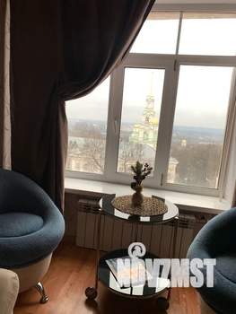 Студия квартира, посуточно, 30м2, 6/8 этаж