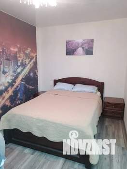 Студия квартира, посуточно, 32м2, 1/10 этаж