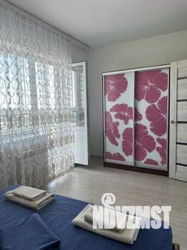 1-к квартира, посуточно, 63м2, 1/1 этаж