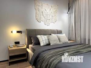 Студия квартира, посуточно, 30м2, 19/19 этаж