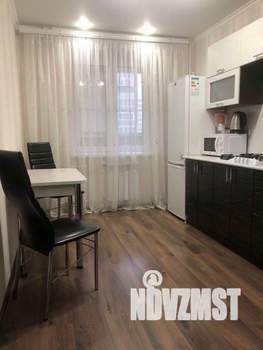 1-к квартира, посуточно, 37м2, 1/1 этаж
