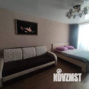 1-к квартира, посуточно, 42м2, 5/8 этаж