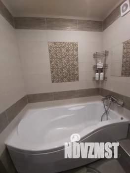 Студия квартира, посуточно, 40м2, 10/10 этаж