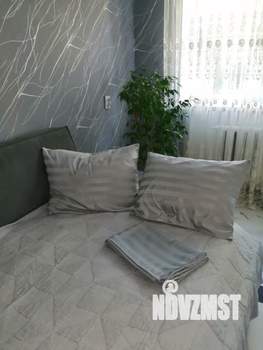 Студия квартира, посуточно, 30м2, 1/5 этаж