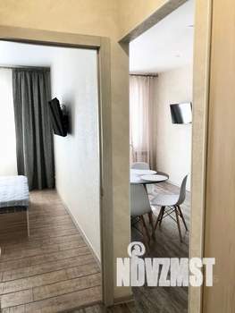 1-к квартира, посуточно, 40м2, 4/18 этаж