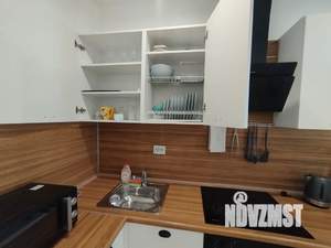 Студия квартира, посуточно, 28м2, 11/17 этаж