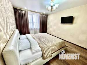 2-к квартира, посуточно, 55м2, 1/1 этаж