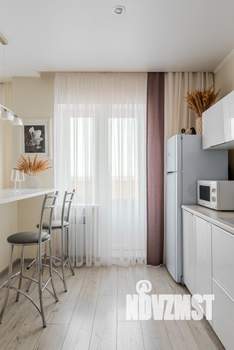 1-к квартира, посуточно, 44м2, 1/1 этаж