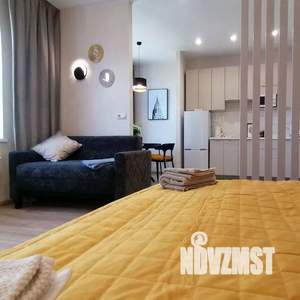 Студия квартира, посуточно, 35м2, 10/12 этаж