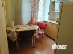 1-к квартира, посуточно, 35м2, 3/5 этаж