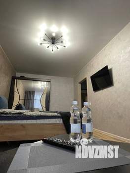 1-к квартира, посуточно, 39м2, 4/11 этаж