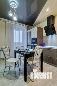 2-к квартира, посуточно, 60м2, 9/16 этаж