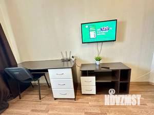 1-к квартира, посуточно, 40м2, 11/18 этаж