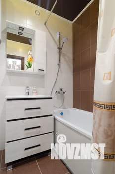 1-к квартира, посуточно, 47м2, 11/16 этаж