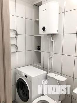 Студия квартира, посуточно, 34м2, 17/17 этаж