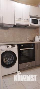 1-к квартира, посуточно, 40м2, 10/10 этаж