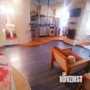 Студия квартира, посуточно, 40м2, 6/9 этаж