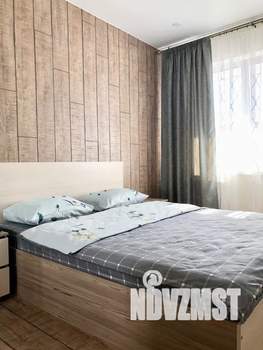 1-к квартира, посуточно, 40м2, 4/18 этаж