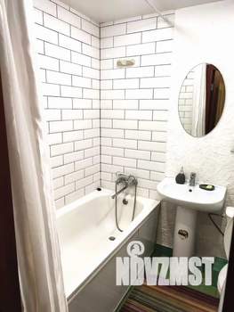 1-к квартира, посуточно, 28м2, 2/9 этаж