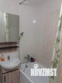 1-к квартира, посуточно, 32м2, 2/10 этаж