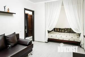 Студия квартира, посуточно, 40м2, 12/12 этаж