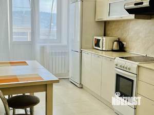 2-к квартира, посуточно, 50м2, 1/1 этаж