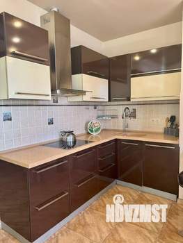 2-к квартира, посуточно, 75м2, 1/1 этаж