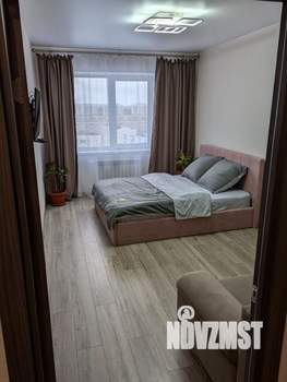 1-к квартира, посуточно, 37м2, 17/22 этаж