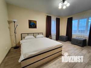 1-к квартира, посуточно, 40м2, 18/22 этаж