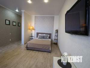 1-к квартира, посуточно, 54м2, 1/1 этаж