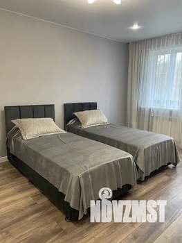 1-к квартира, посуточно, 36м2, 2/9 этаж