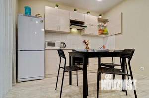 1-к квартира, посуточно, 45м2, 1/1 этаж