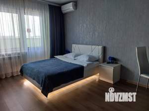 Студия квартира, посуточно, 28м2, 9/22 этаж