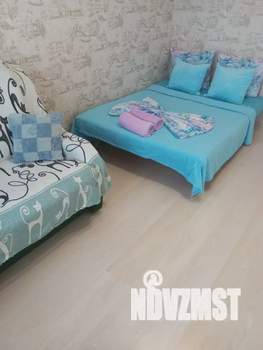 1-к квартира, посуточно, 35м2, 8/17 этаж