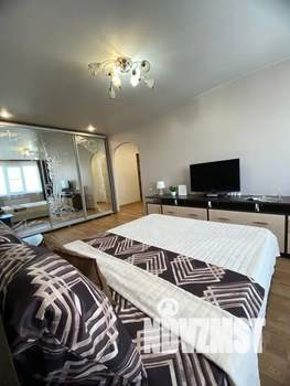 1-к квартира, посуточно, 38м2, 8/9 этаж