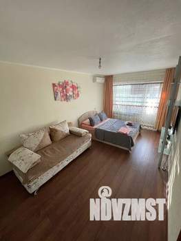 1-к квартира, посуточно, 38м2, 3/9 этаж