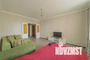 1-к квартира, посуточно, 43м2, 8/14 этаж