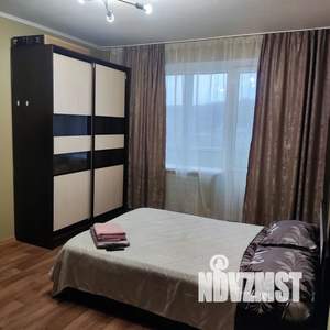 1-к квартира, посуточно, 38м2, 5/10 этаж