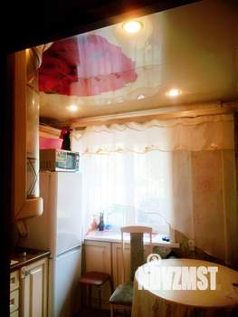 3-к квартира, на длительный срок, 50м2, 1/4 этаж