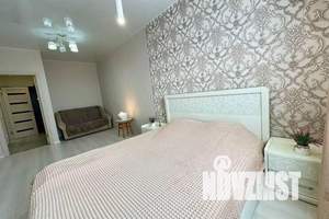 1-к квартира, посуточно, 50м2, 10/18 этаж