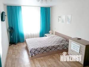 1-к квартира, посуточно, 30м2, 6/10 этаж