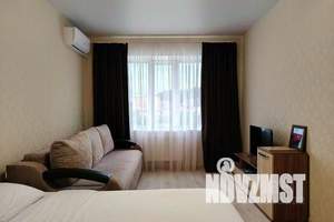 1-к квартира, посуточно, 40м2, 2/10 этаж