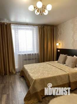 Студия квартира, посуточно, 28м2, 3/10 этаж