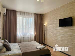 1-к квартира, посуточно, 52м2, 1/1 этаж