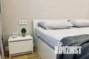 1-к квартира, посуточно, 50м2, 15/16 этаж