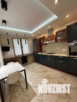 1-к квартира, посуточно, 55м2, 1/1 этаж