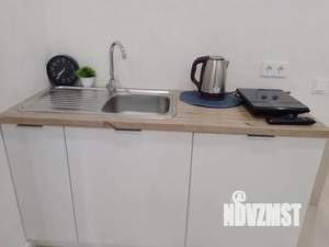 1-к квартира, посуточно, 31м2, 10/18 этаж