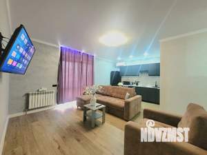 1-к квартира, посуточно, 42м2, 10/18 этаж