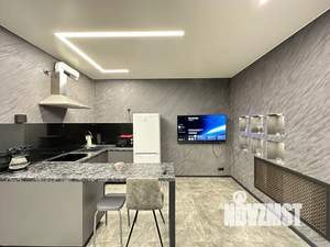 Студия квартира, посуточно, 45м2, 5/18 этаж